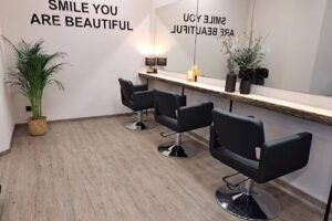 Salon HairZstück by Jessi