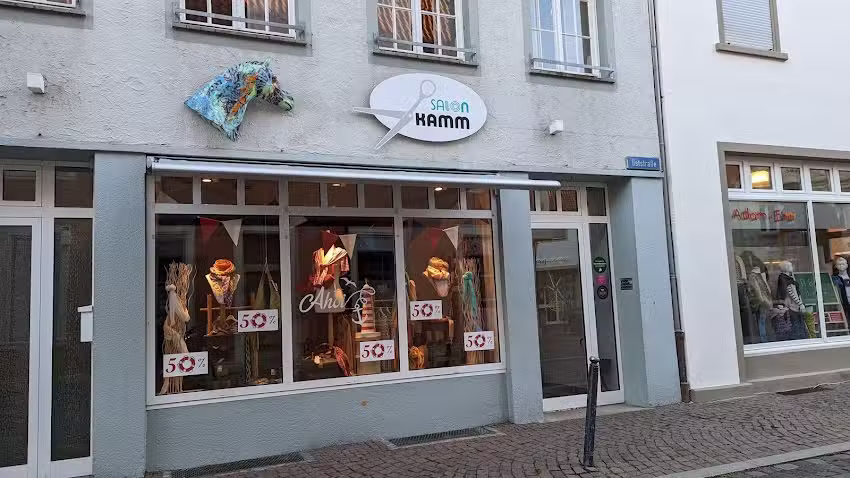 Salon Kamm