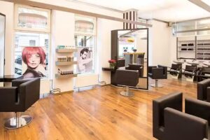 Salon Kontur &ndash; Andr&eacute; Blum