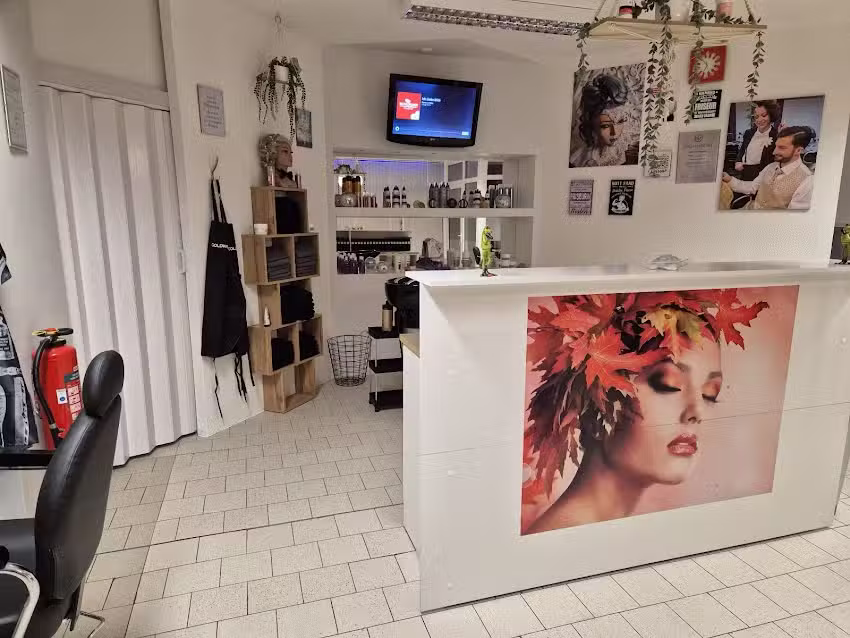 Salon KreHaartiv Stefanie Poerschke Friseur Meisterbetrieb