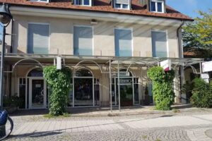 SALON LA BEAUT&Eacute;