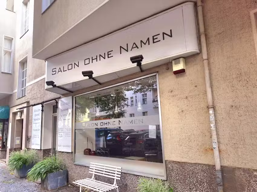 Salon ohne Namen