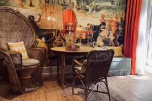 Salon Oliver Scheuermann Experte f&uuml;r nat&uuml;rlich sch&ouml;ne Haare und Extension. Headspa und Kosmetik. Spezialisiert auf Balayage.