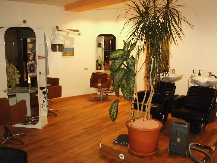 Salon Palmitos M&uuml;nchen