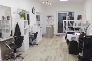 SALON S cut, Silvia Zobel