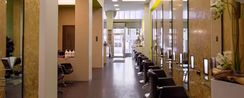 Salon Strese I Nord I Friseur- und Kosmetiklounge