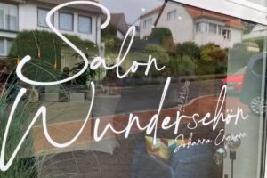Salon Wundersch&ouml;n
