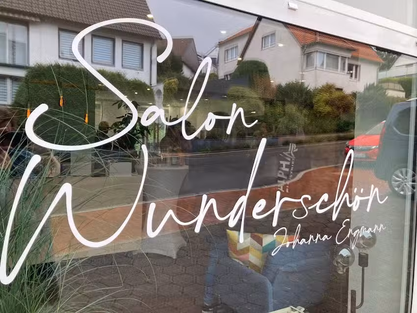 Salon Wundersch&ouml;n