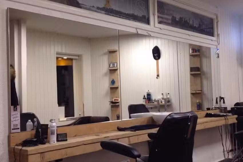 Salon Zink by Olaf K&ouml;hler