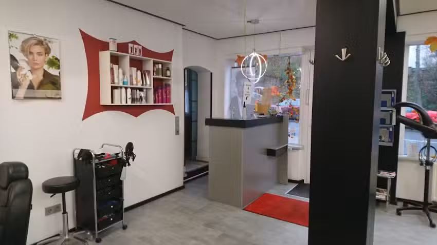 Salonf&auml;hig Heike Mour