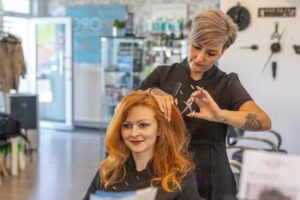 Sandra B&auml;r Haare und Mehr