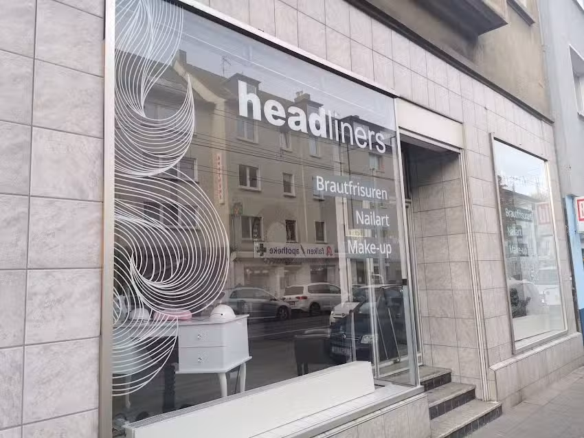 Sarah Emmanuil headliners