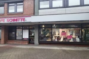 Scharfe Schnitte &ndash; Rimma Wasmann