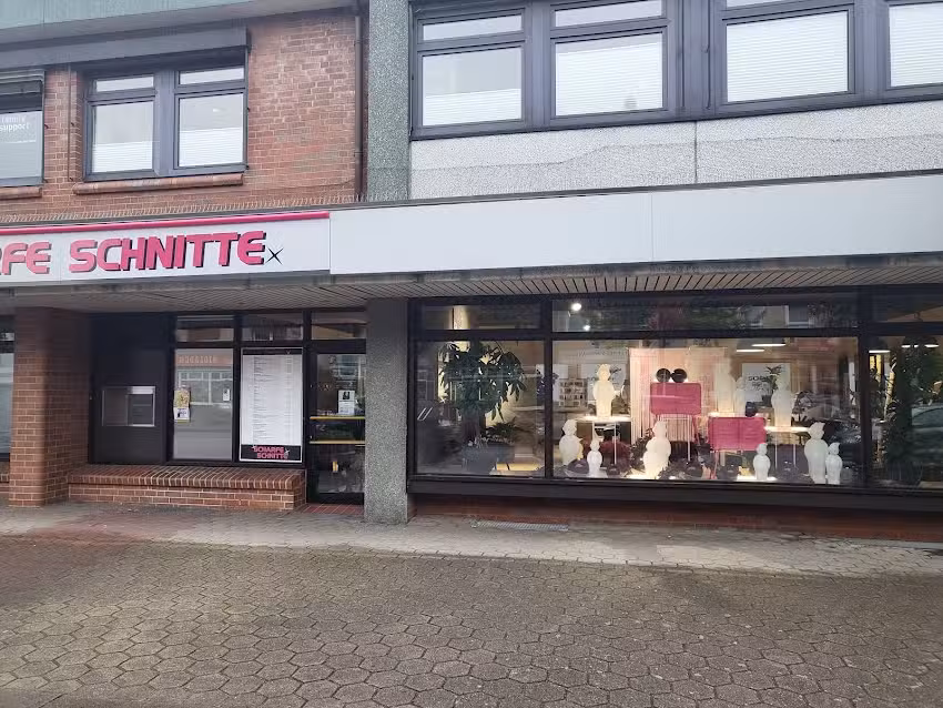 Scharfe Schnitte &ndash; Rimma Wasmann