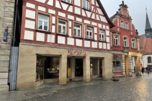 SCHLENKRICH Hair Style