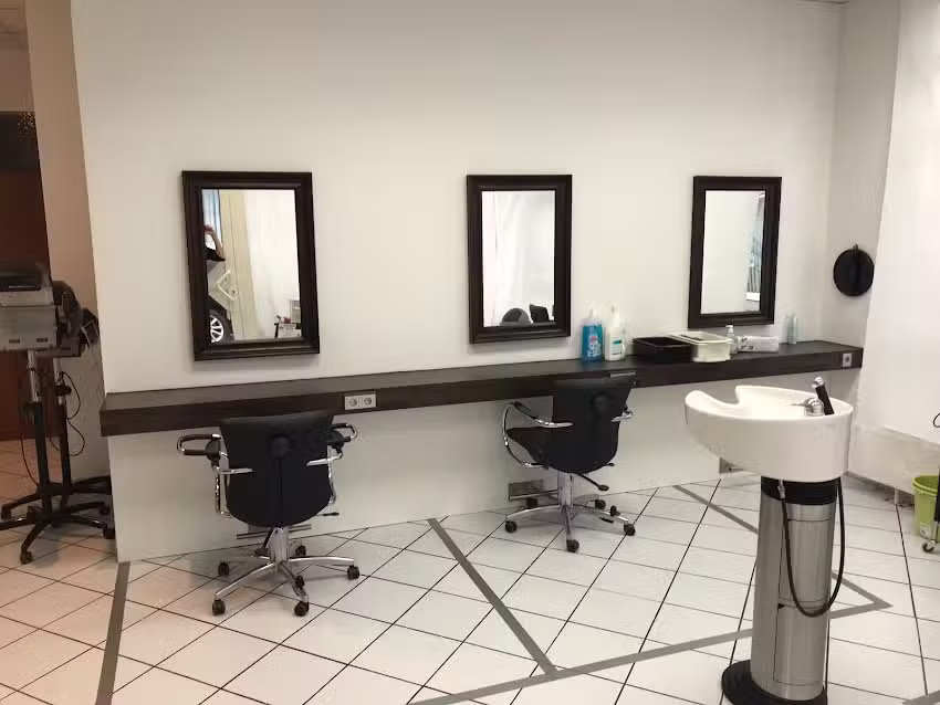 Schnittlinie Sabrina Friseurstudio