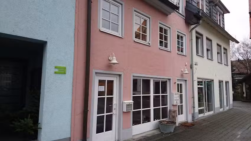 Schr&auml;glage Friseurstudio