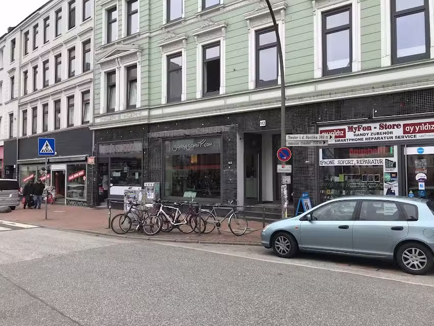 Schr&auml;gschnitt Binnaz Yigit