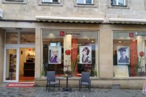 Schr&ouml;del &ndash; Die Friseurmeister