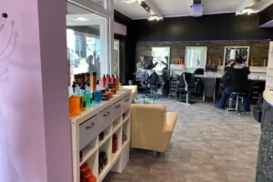 Serbas Friseursalon und Nagelstudio