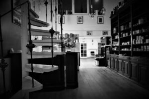 Shesher &ndash; Herren Friseur Suite