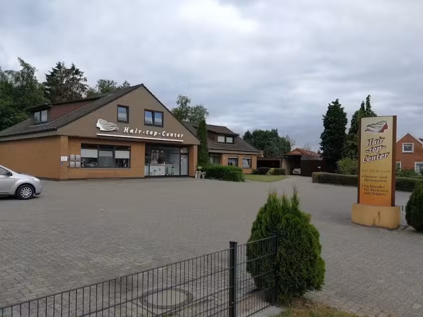 Silvia Lind Hair Top Center Friseur