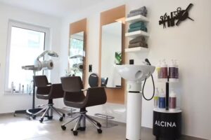 Simone Sturhan hair & cosmetic