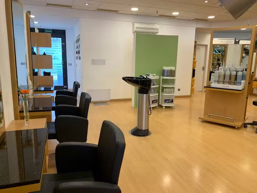 Slamanig Ihr Top Friseur in Bonn