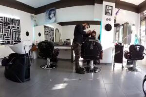 St. Leonard Frisur Salon 9€