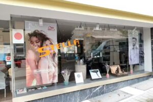 Stella-hair Stella Perri