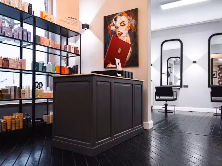Stilbruch Friseure by Marcel Schlimm
