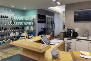 Szene 2000 Friseursalon