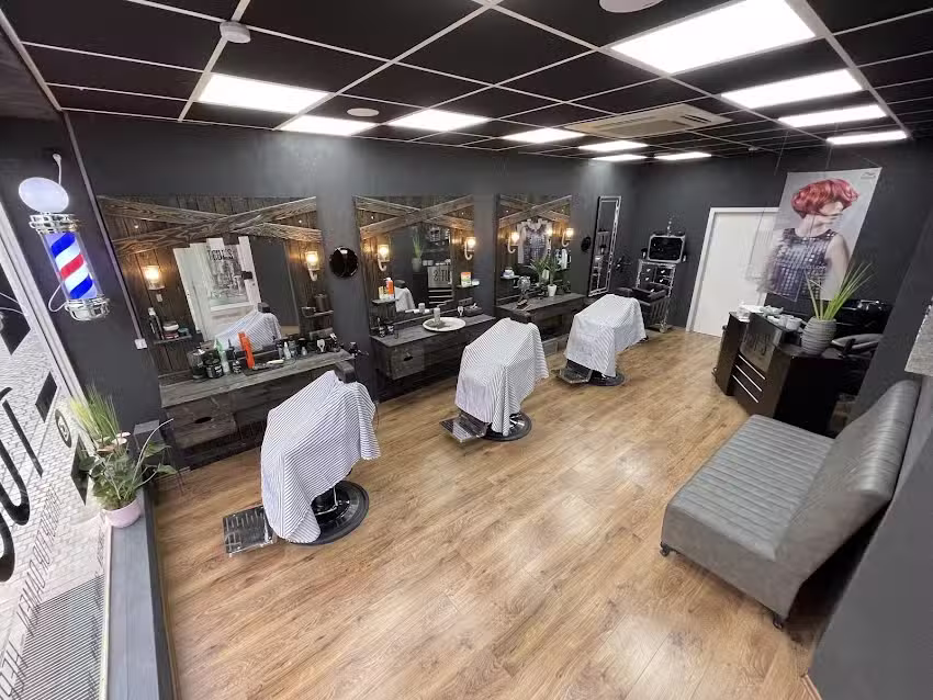 T-CUT&lsquo;S FRISEUR B&Uuml;NDE