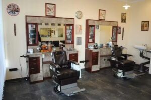 The Old Barber Shop Herrenfriseur