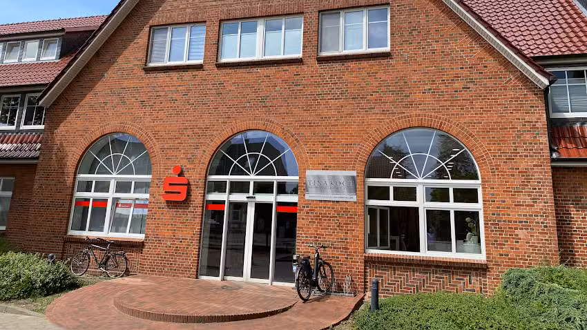 Tina Koch Frisuren und Makeup