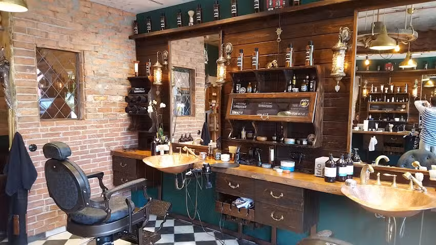 Tom Kyle Barbershop