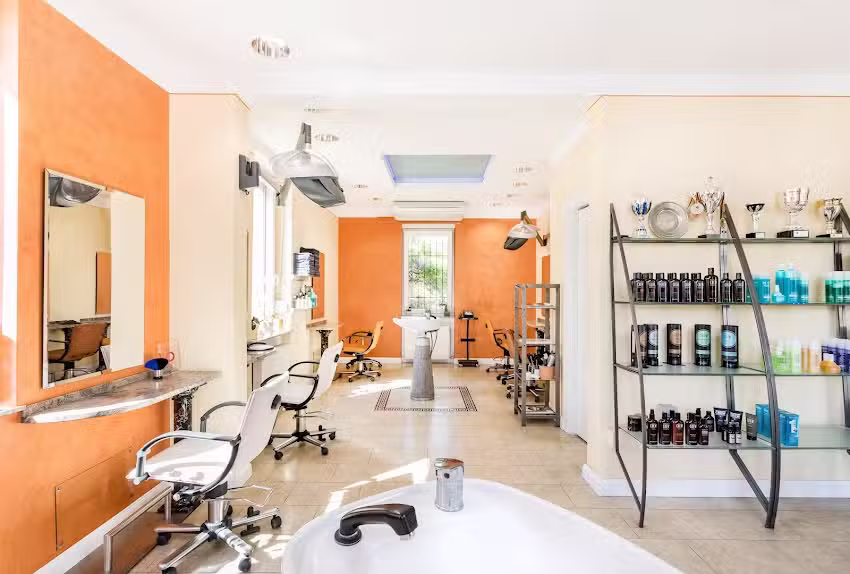 Tommy&rsquo;s Frisier-Domus