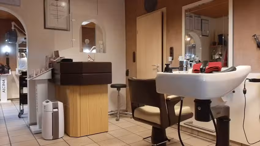 Tonn&rsquo;s Haarstudio (Inh. Gabriela Tonn)