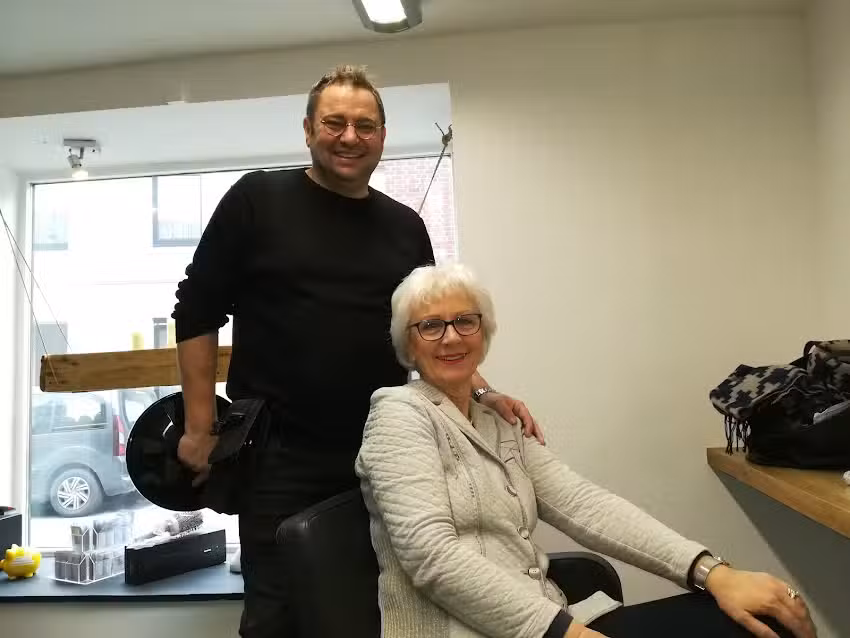 Udo Schr&ouml;der Friseursalon