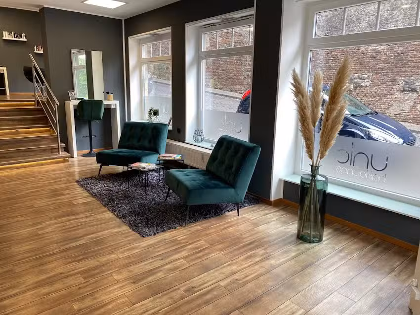 UNIC HAIRLOUNGE