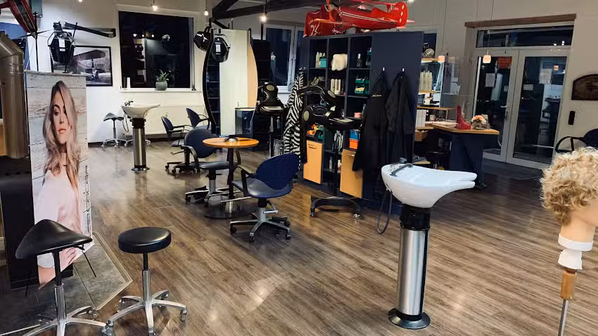 Uwe&rsquo;s Friseur-Team