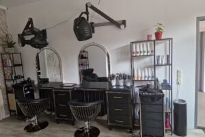 W & A Hairstyle-Friseursalon