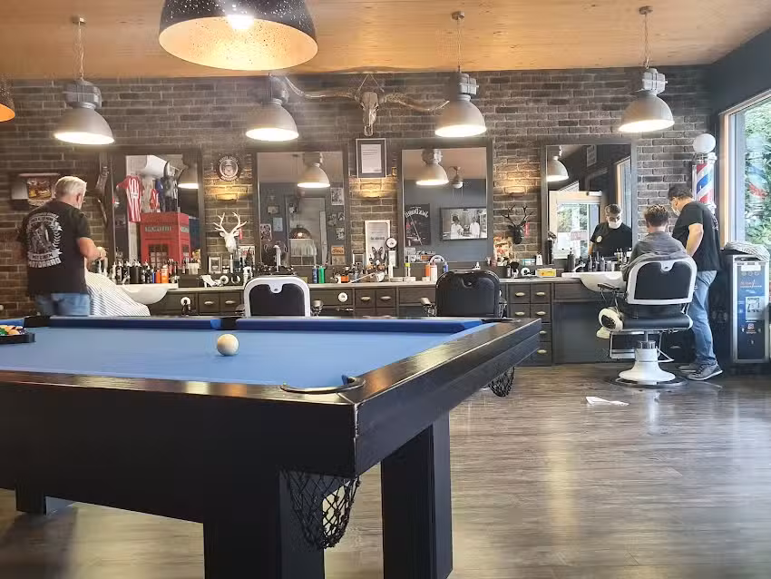 Willis Barbershop