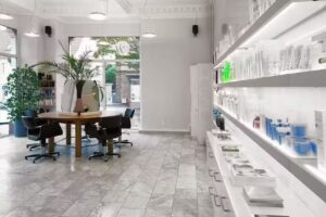 Wollmann’s Hair & Care