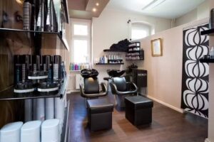 Xtreme Hair &ndash; Der Friseur in Alt-Tegel &ndash; OLAPLEX Partner & Keratin Haargl&auml;ttung