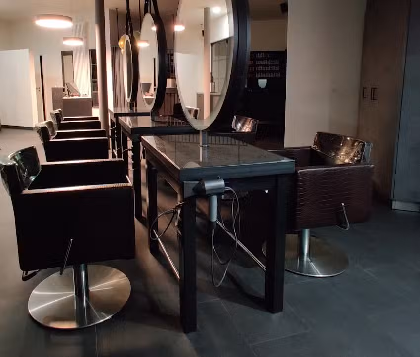 Yvonne Edlund & Friseure