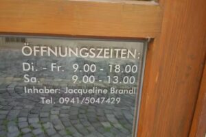 Yvonne Schirm Hair & Beauty Experts Regensburg