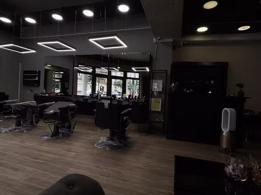 Zyron barber studio | Kudamm